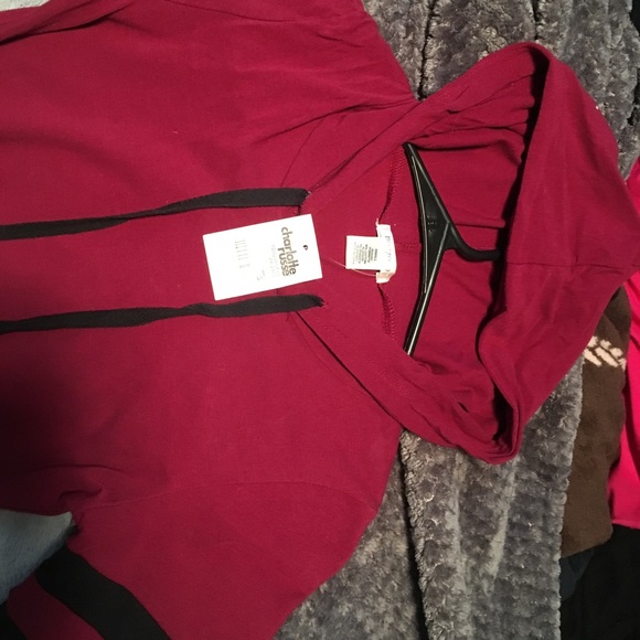 Maroon striped sleeve dress w/ hoodie - Picture 3 of 5